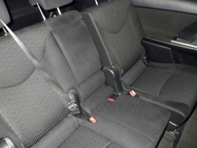 TOYOTA PRIUS ALPHA 2015