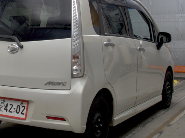 DAIHATSU MOVE 2013