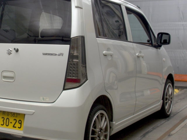 SUZUKI WAGON R 2011