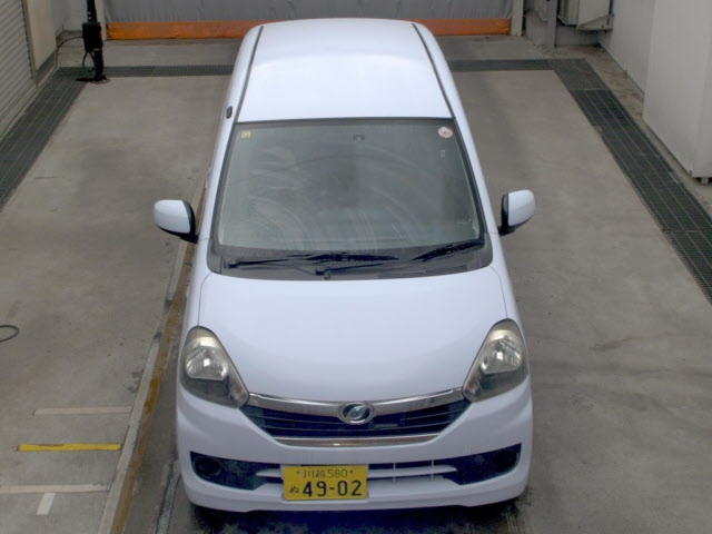 DAIHATSU MIRA E S 2014