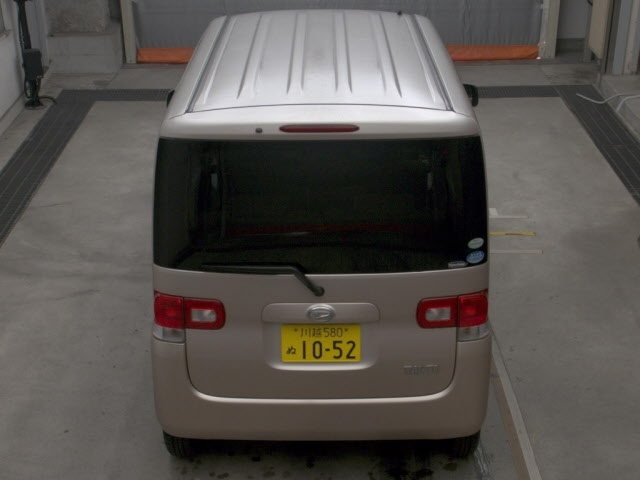 DAIHATSU TANTO 2009