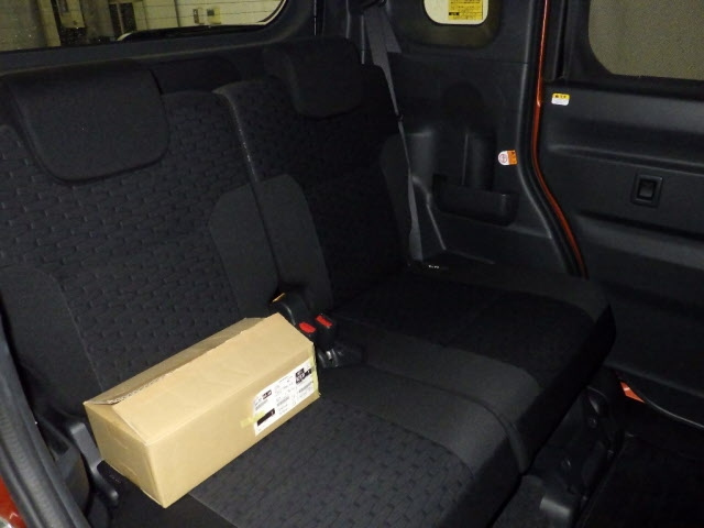 DAIHATSU WAKE 2015