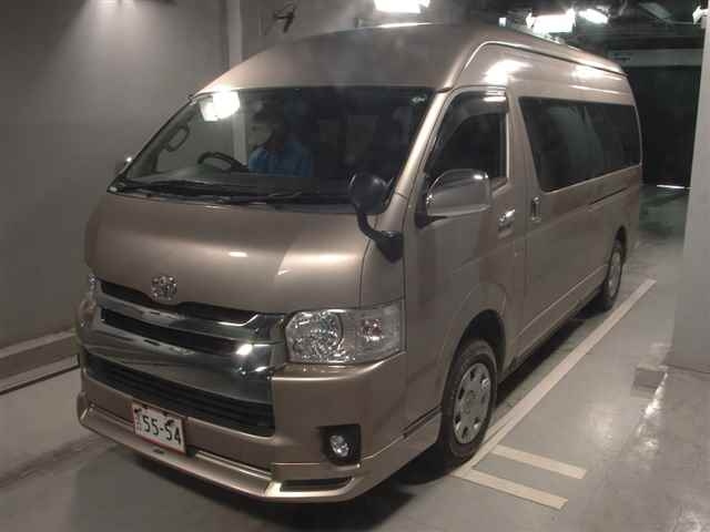 TOYOTA HIACE 2017