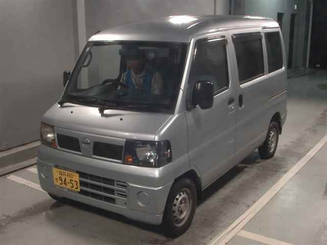 NISSAN CLIPPER VAN 2010