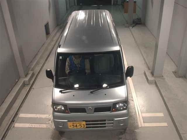NISSAN CLIPPER VAN 2010