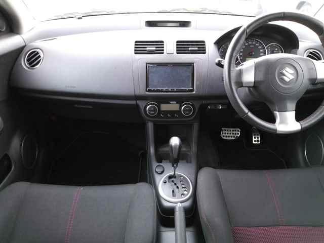 SUZUKI SWIFT 2009