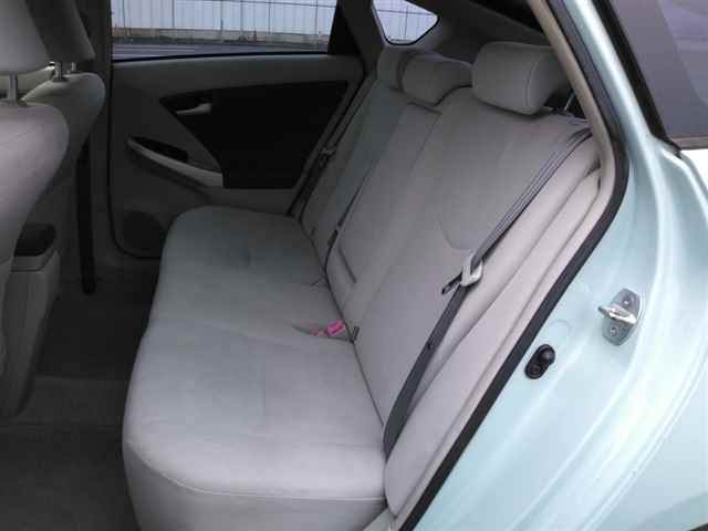 TOYOTA PRIUS 2011