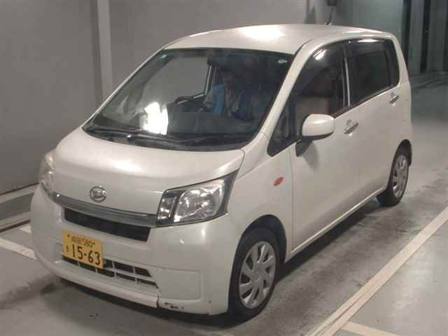 DAIHATSU MOVE 2013