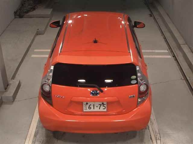TOYOTA AQUA 2012