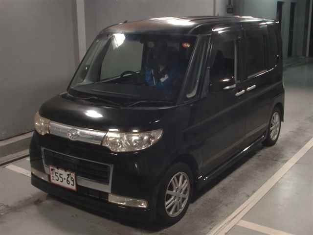 DAIHATSU TANTO 2010