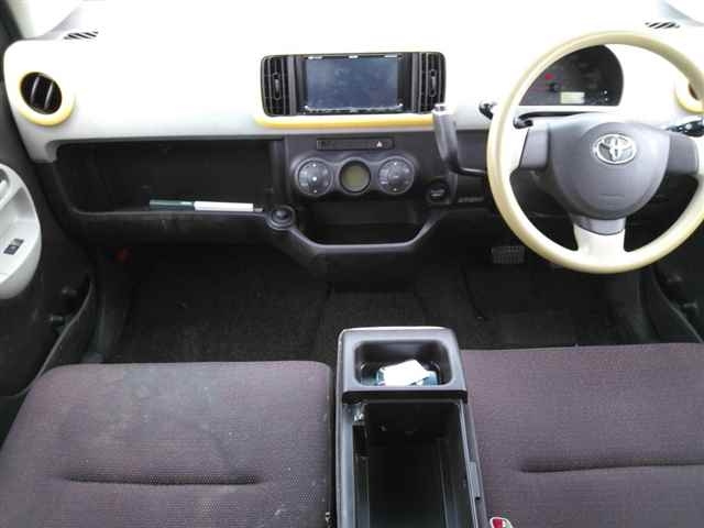 TOYOTA PASSO 2010