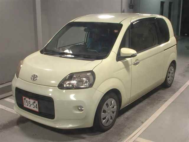 TOYOTA PORTE 2012