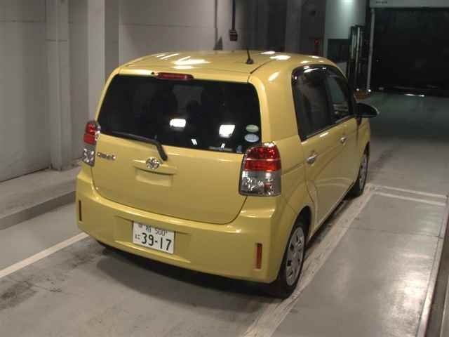 TOYOTA SPADE 2013
