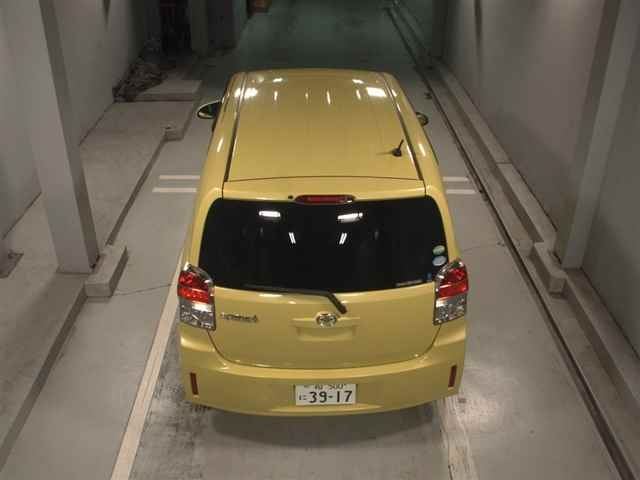 TOYOTA SPADE 2013