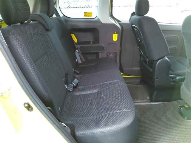 TOYOTA SPADE 2013