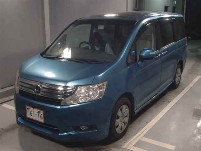 HONDA STEP WAGON 2010