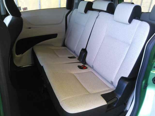 TOYOTA SIENTA 2016