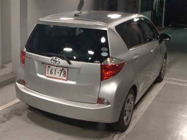 TOYOTA RACTIS 2011