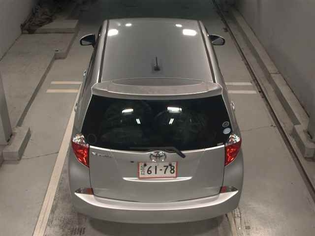 TOYOTA RACTIS 2011