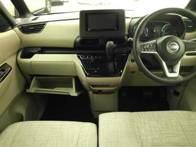 NISSAN ROOX 2021