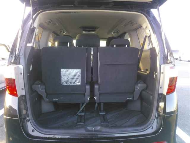 TOYOTA ALPHARD 2010