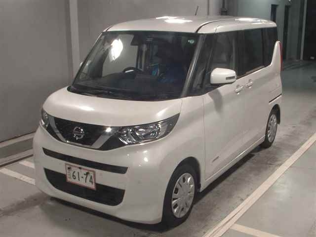 NISSAN ROOX 2021