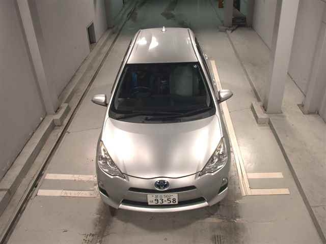 TOYOTA AQUA 2014