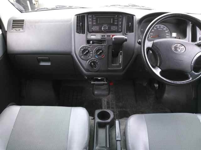 TOYOTA TOWN ACE VAN 2018