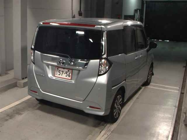 TOYOTA ROOMY 2024