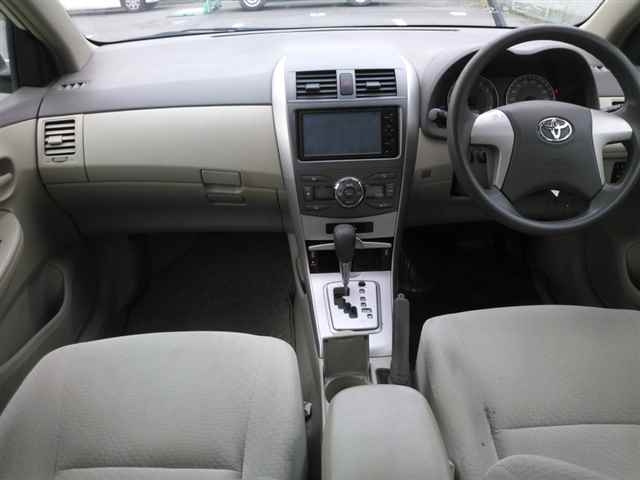 TOYOTA COROLLA AXIO 2010