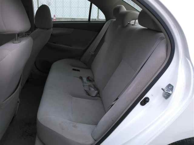 TOYOTA COROLLA AXIO 2010