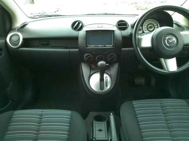 MAZDA DEMIO 2008