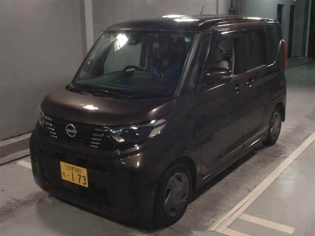 NISSAN ROOX 2023