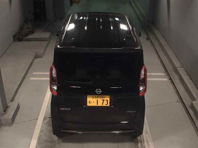 NISSAN ROOX 2023