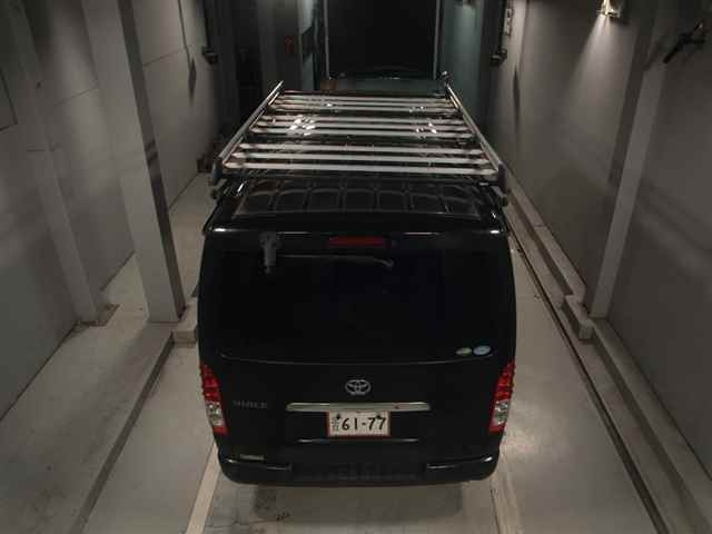 TOYOTA HIACE VAN 2015