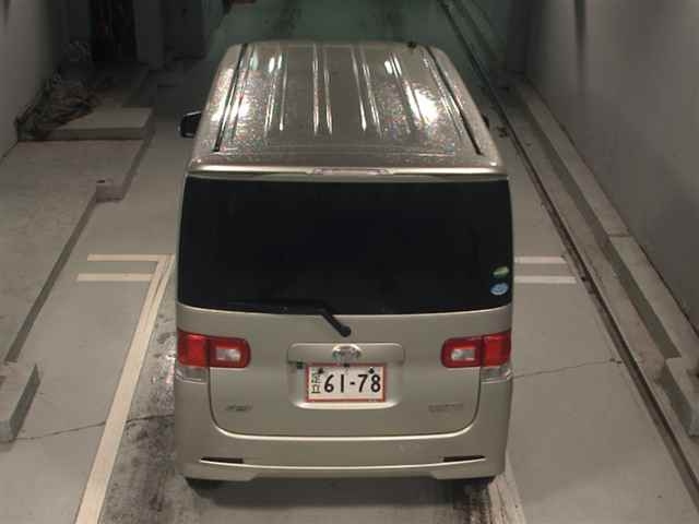 DAIHATSU TANTO 2012