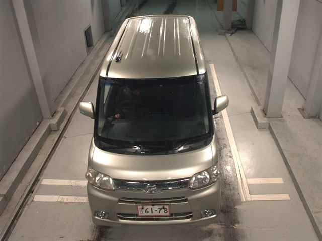 DAIHATSU TANTO 2012