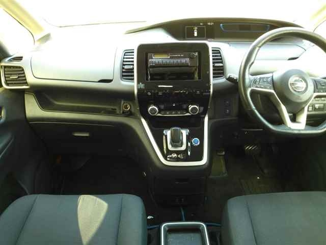 NISSAN SERENA 2019