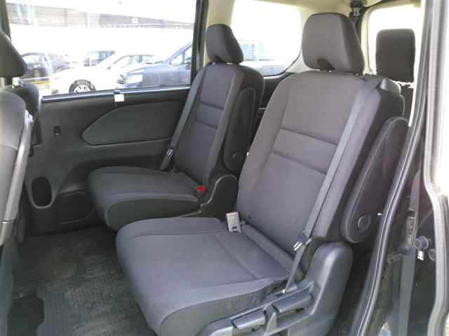 NISSAN SERENA 2019