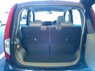 DAIHATSU MOVE 2013