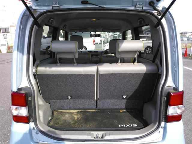 TOYOTA PIXIS SPACE 2015