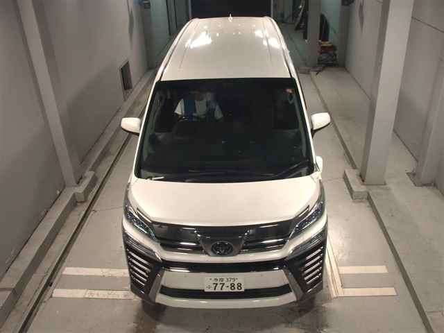 TOYOTA VELLFIRE 2020