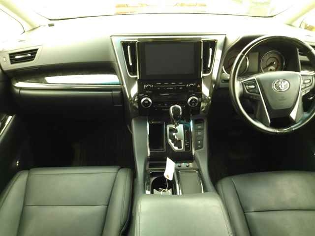 TOYOTA VELLFIRE 2020
