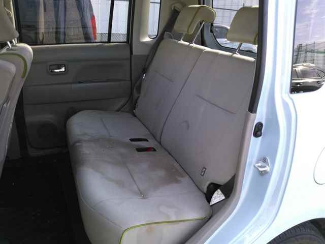 TOYOTA PIXIS SPACE 2015
