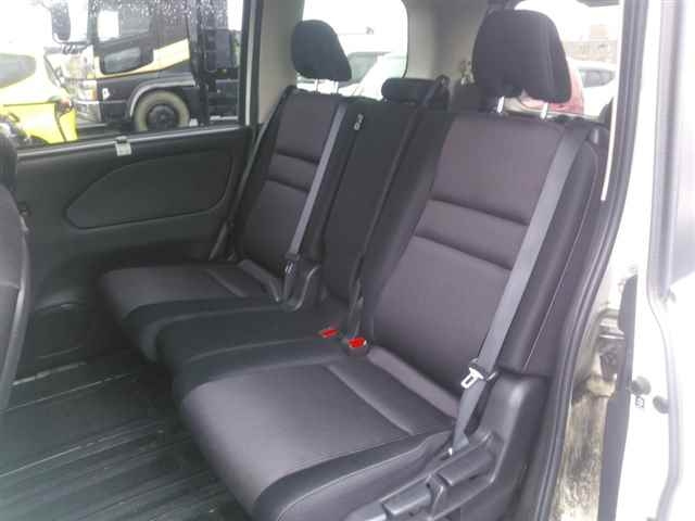 NISSAN SERENA 2016