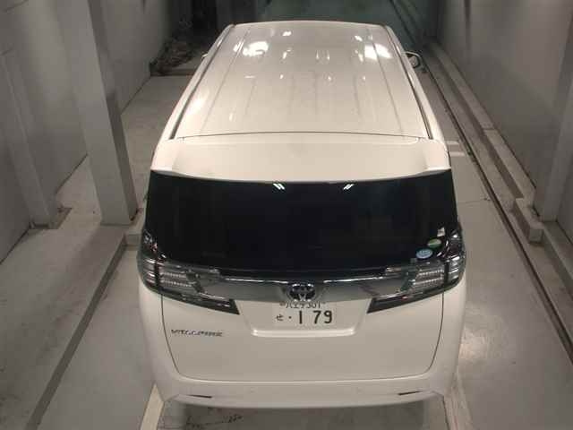 TOYOTA VELLFIRE 2016