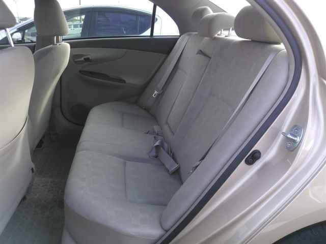 TOYOTA COROLLA AXIO 2011