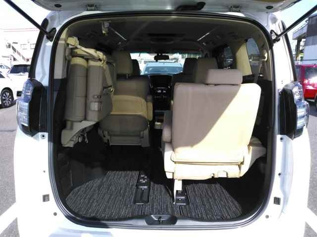 TOYOTA VELLFIRE 2016