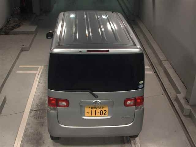 DAIHATSU TANTO 2011