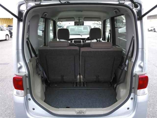 DAIHATSU TANTO 2011